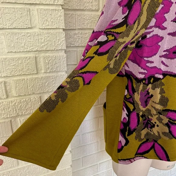 St John - chrysanthemum olive/Fuschia floral jacket - Picture 5 of 9